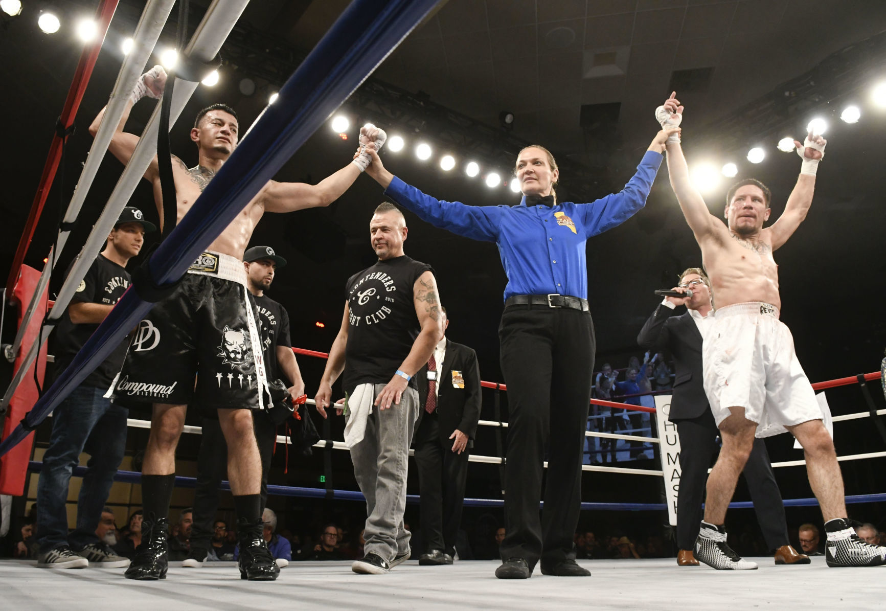 011020 WFC 120 boxing 26.jpg